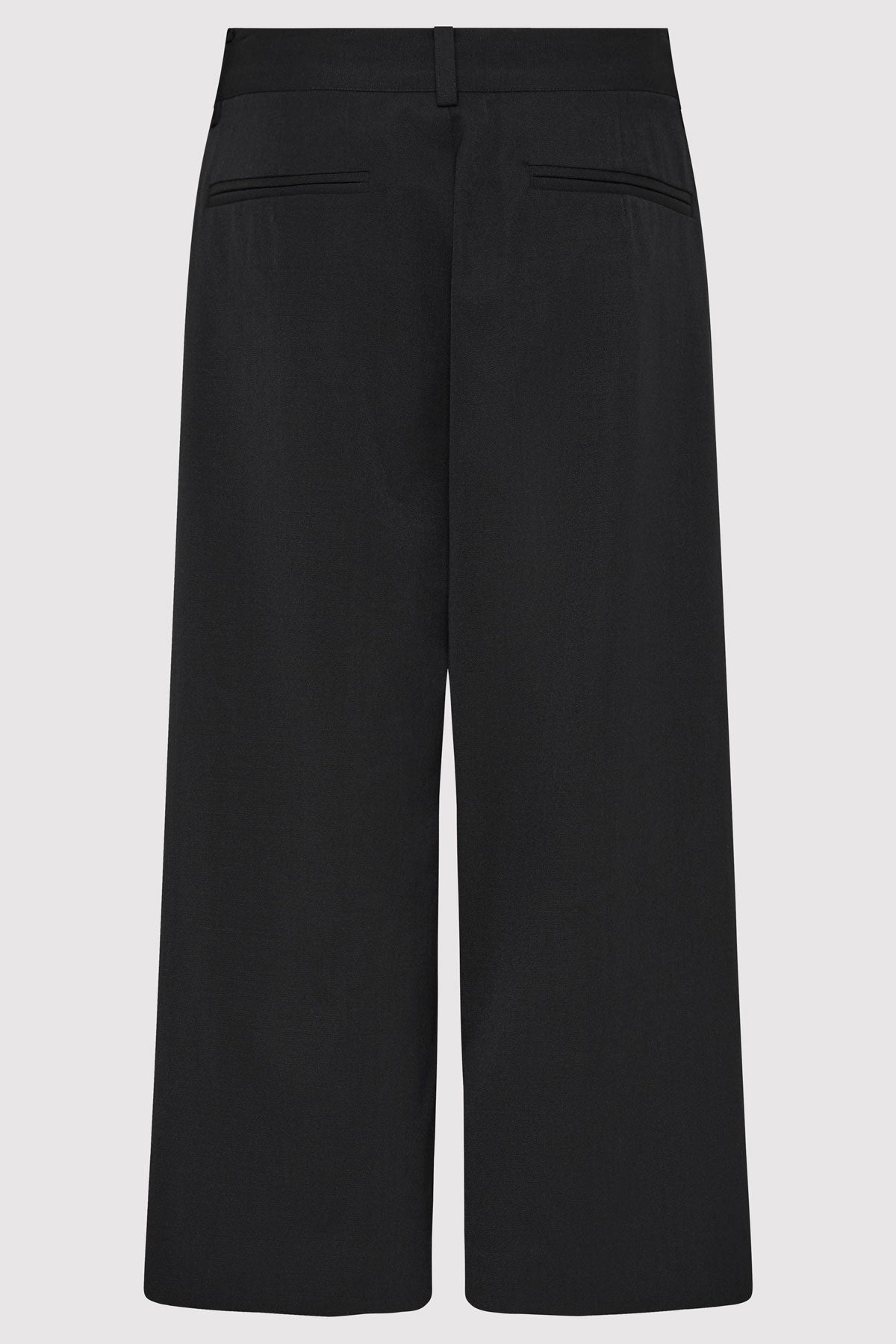 Bermuda Shorts - Black